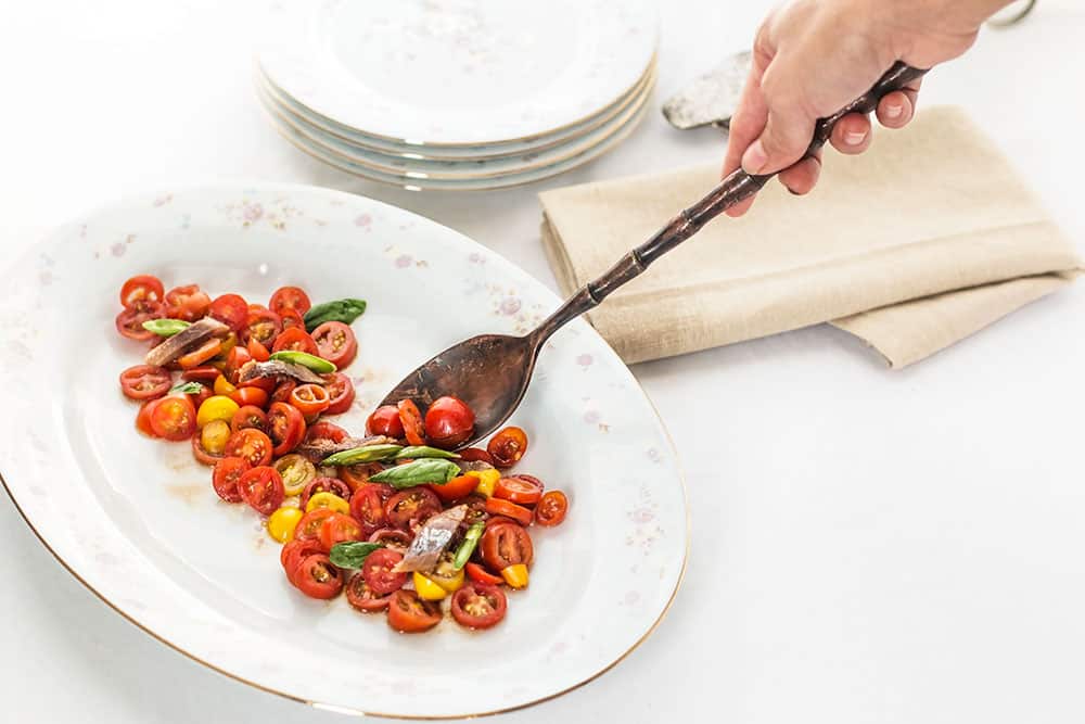 Tomato salad with anchovies