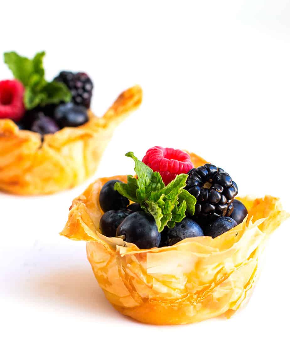 mini-fruit-tart-recipe-mascarpone-cream