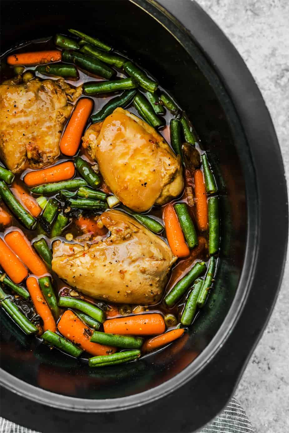 slow cooker chicken with Thai Sweet Chili Sauce and Soy Sauce