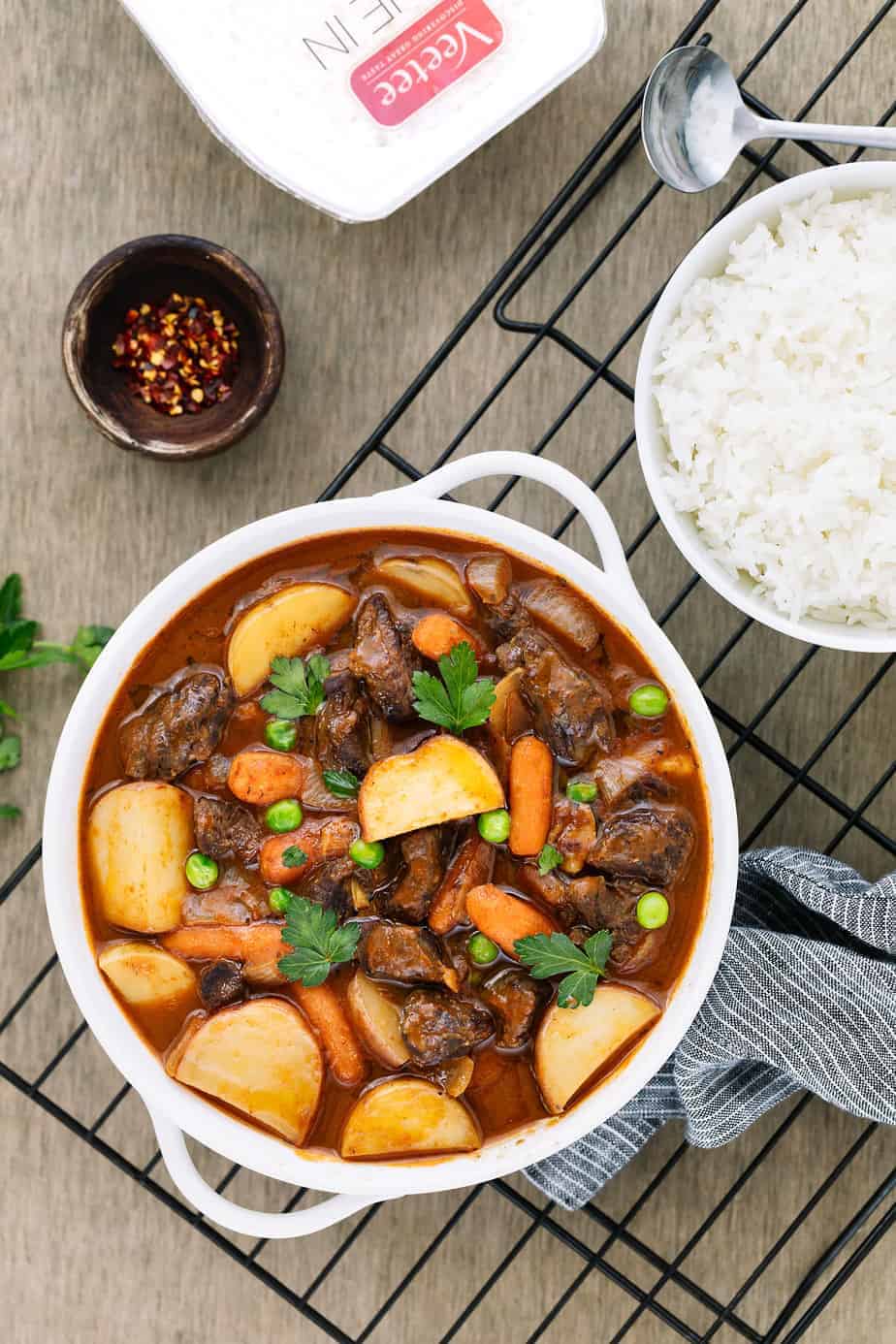 one pot beef stew slow cooker recipes with veetee rice