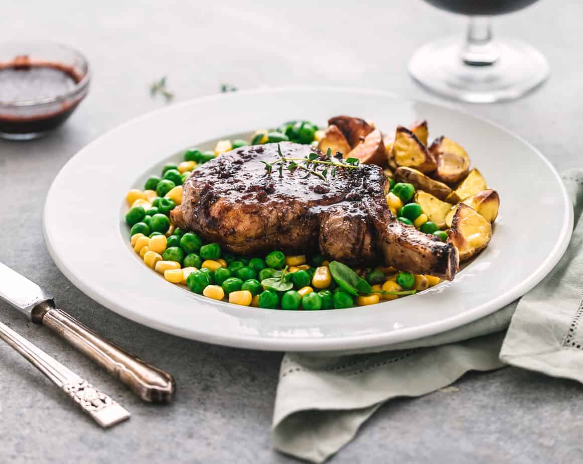 Pork Chops with Red Wine Pomegranate Glaze 