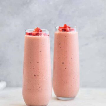 Strawberry Papaya Smoothie (with Tofu!) - Posh Journal