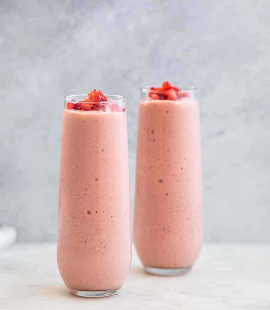 Strawberry Papaya Smoothie (with Tofu!) - Posh Journal