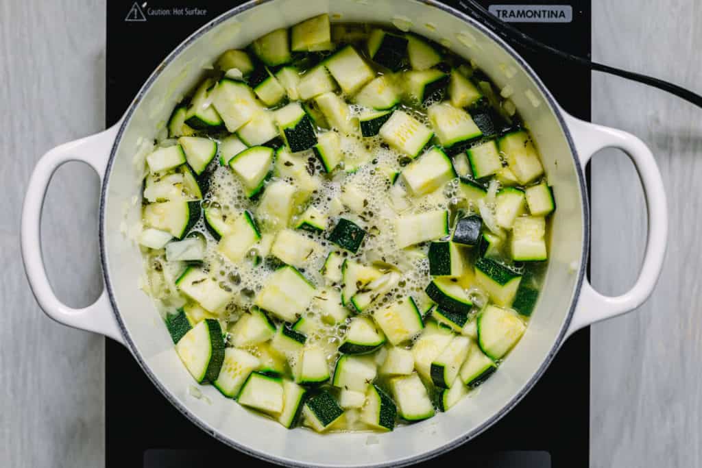 How to make zucchini soup 