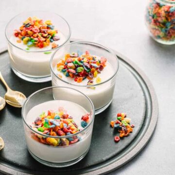 Panna Cotta with Fruity PEBBLES™