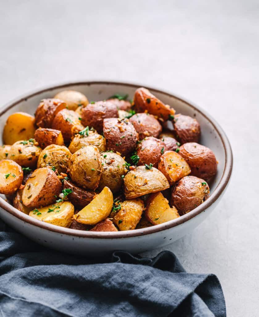 Roasted Baby Potatoes with Rosemary and Garlic