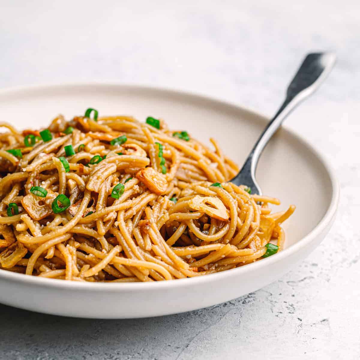 Chilli Garlic Noodles - Posh Journal