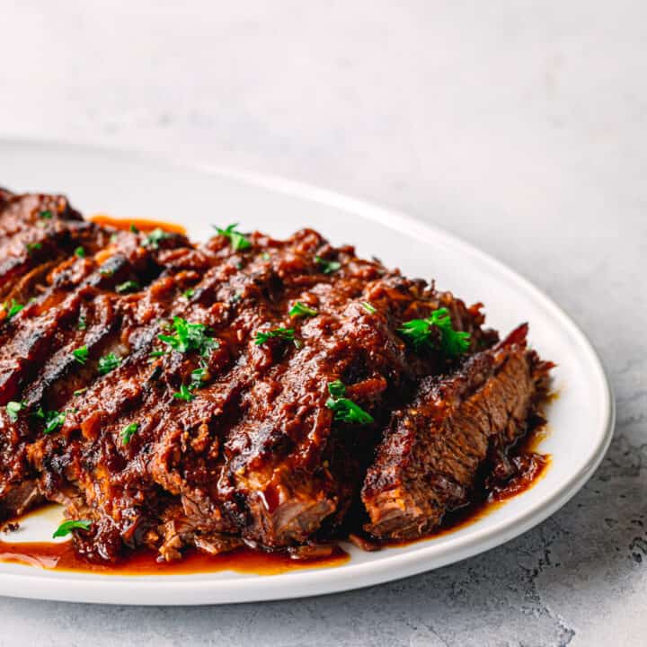 Easy Braised Beef Brisket How To Cook Tender Brisket In The Oven 