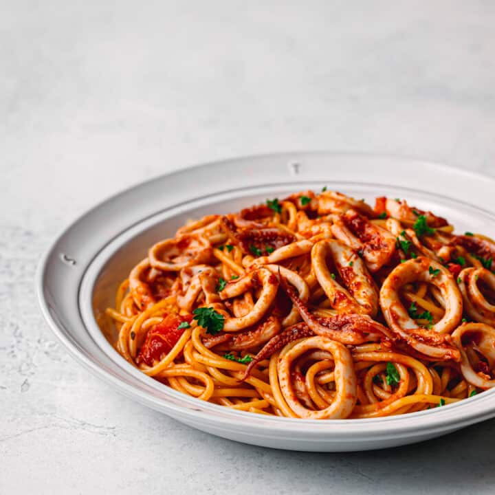 Easy Squid Pasta With Marinara Sauce - Posh Journal