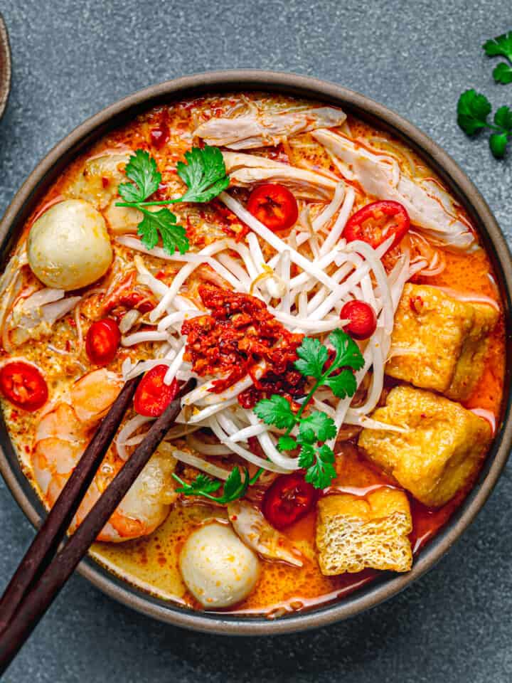 Laksa Soup Malaysian Curry Noodle.