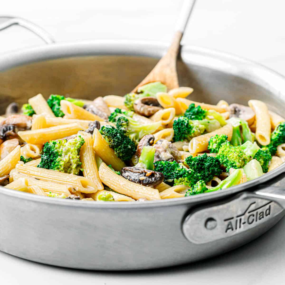 broccoli mushroom pasta recipe.