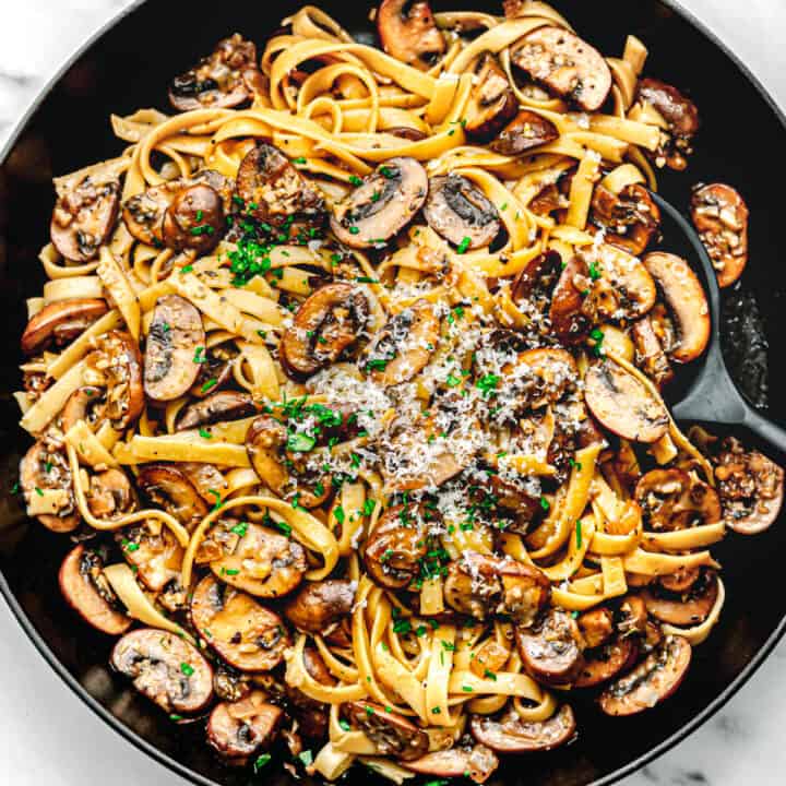 Simple Mushroom Pasta - Posh Journal