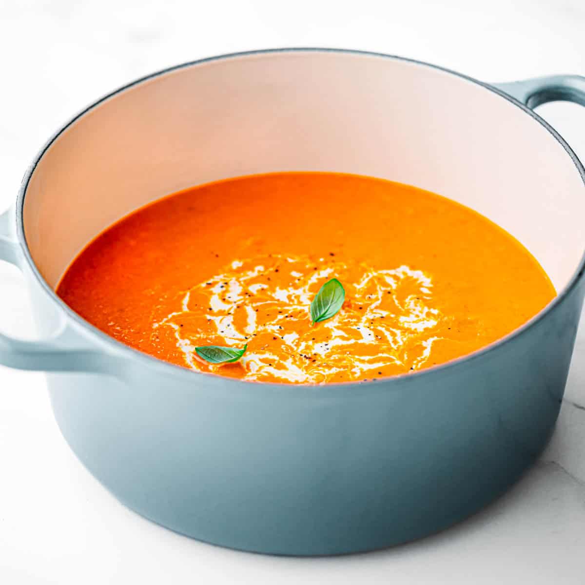 roasted garlic and tomato soup recipe. 