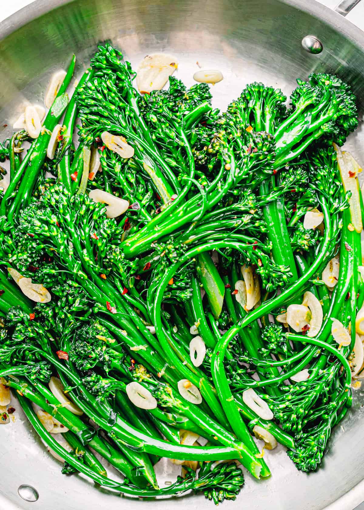 sautéed broccolini with garlic recipe.