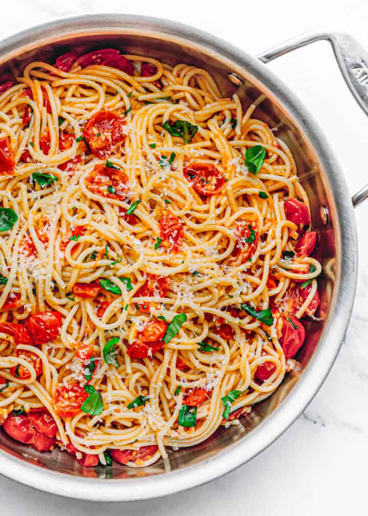 Pasta with Cherry Tomato Sauce - Posh Journal