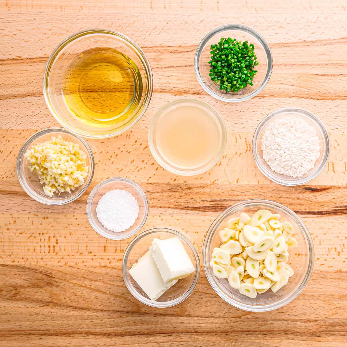 ingredients for garlic butter rice. 