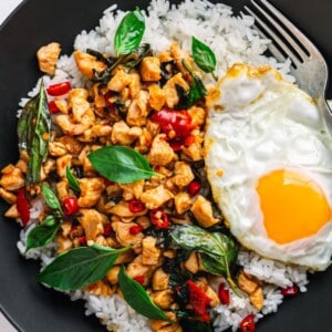 Spicy Thai Basil Chicken