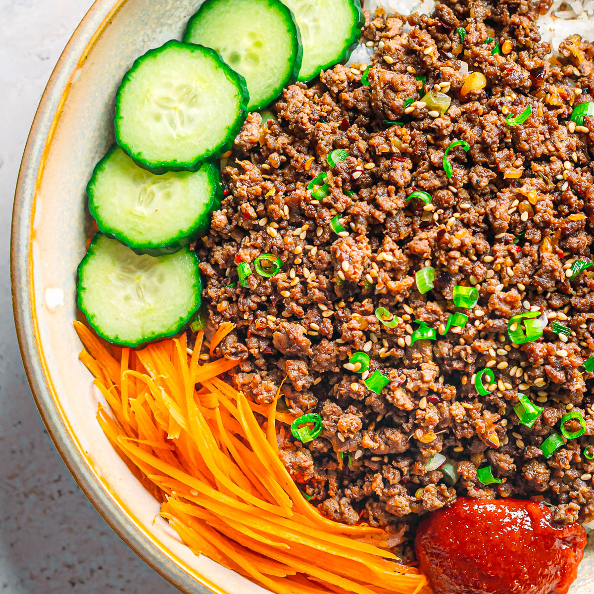Korean beef bowl with gochujang. 