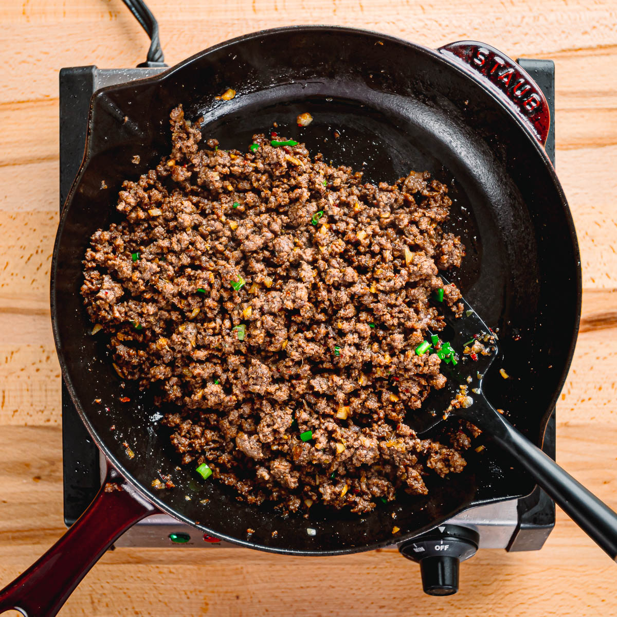 korean ground beef bowl. 